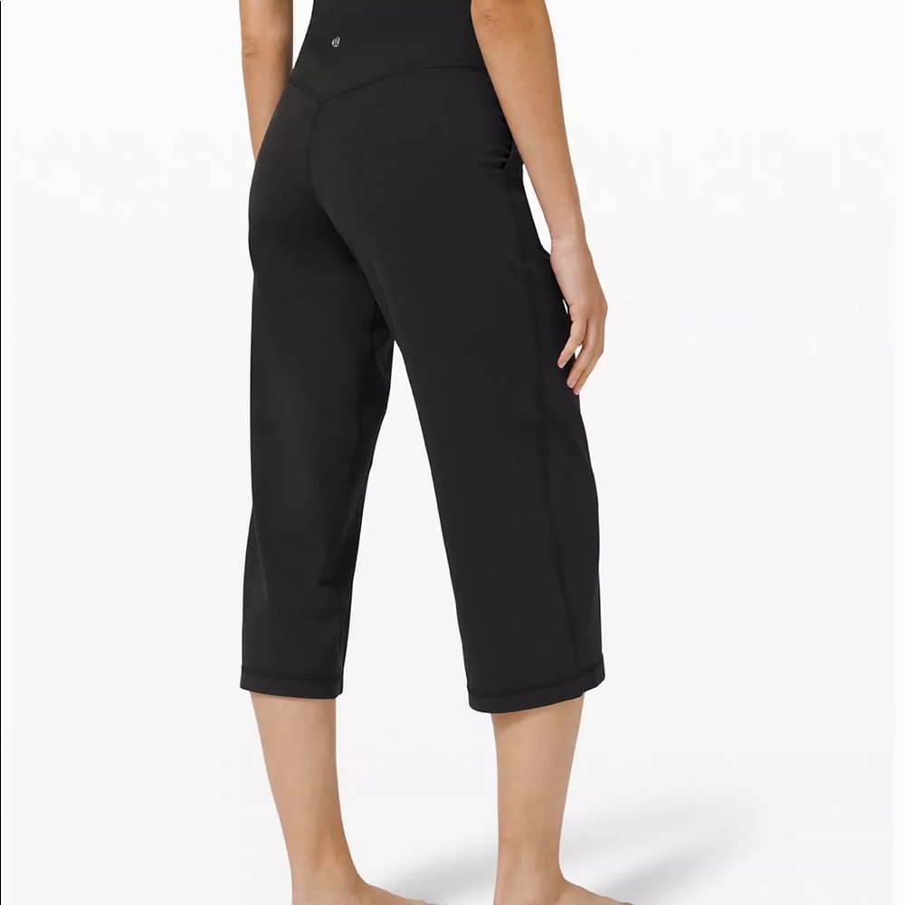 Lululemon Align Wide Leg Super-High-Rise Crop 23”